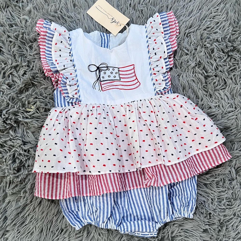 NWT Southern Darlin Smocks 4th of July Bubble